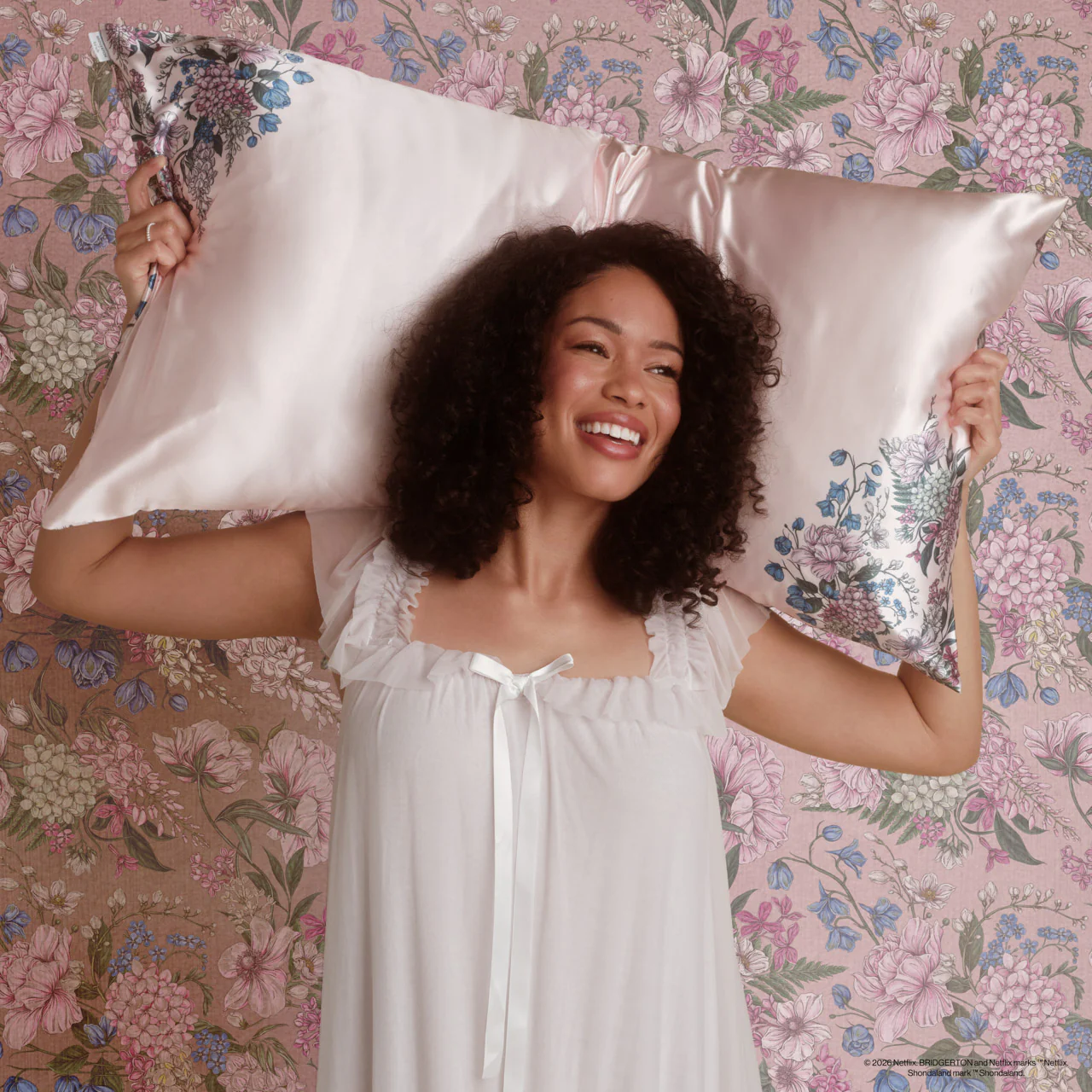 Bridgerton x Kitsch Satin Pillowcase in Wisteria 4 Pack - King - Image 4