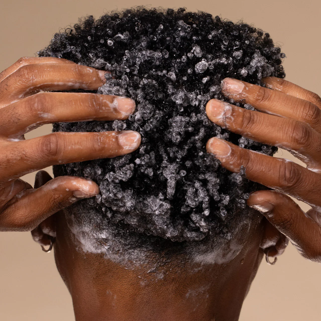 Coconut Oil Shampoo for Dry Damaged Hair - Image 5