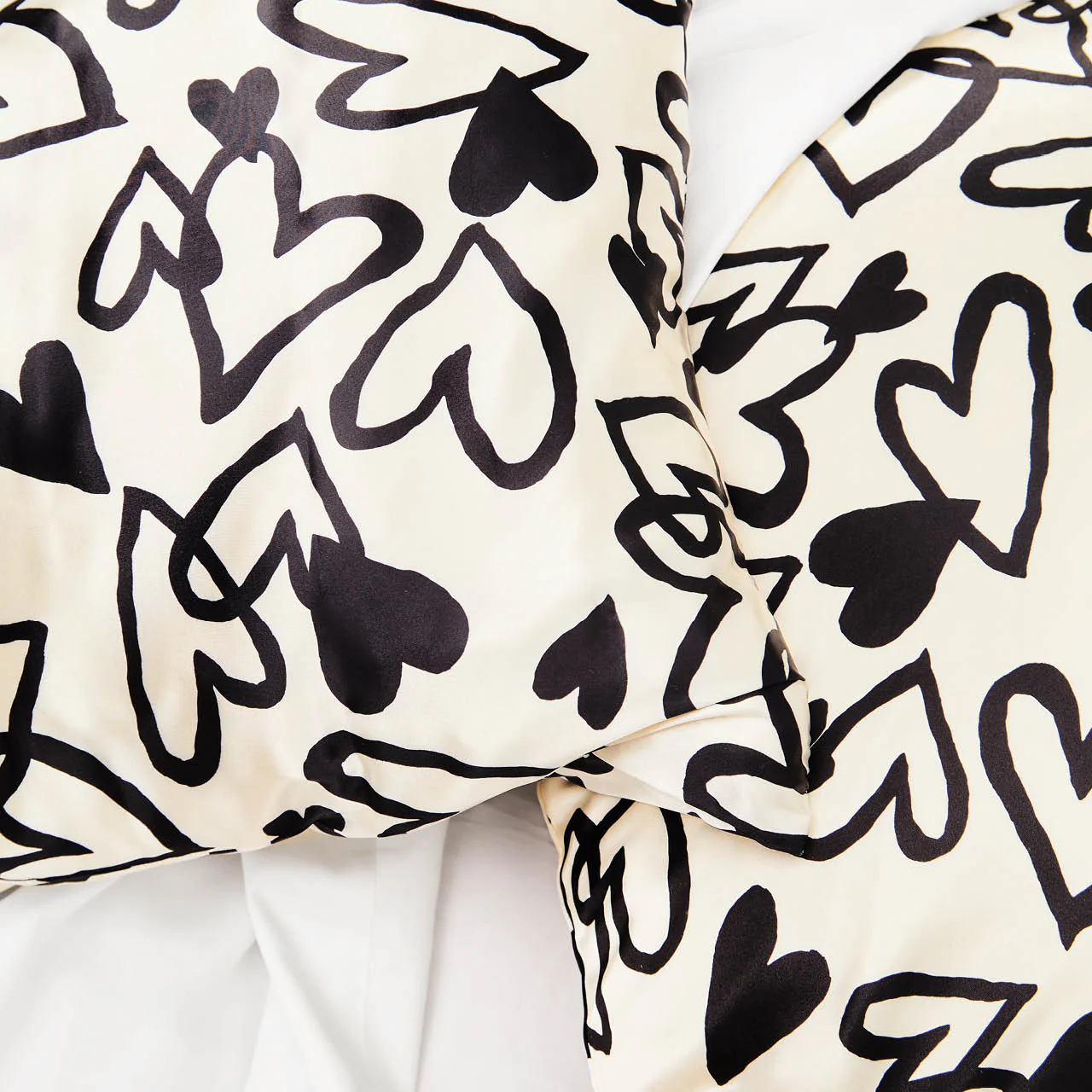 Satin Pillowcase in Heart Print - King - Image 3